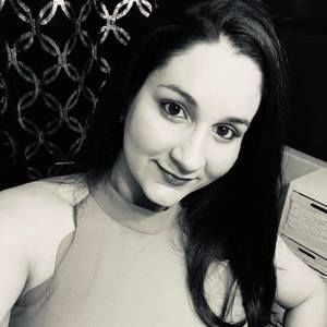 Meet your Posher, Moraima